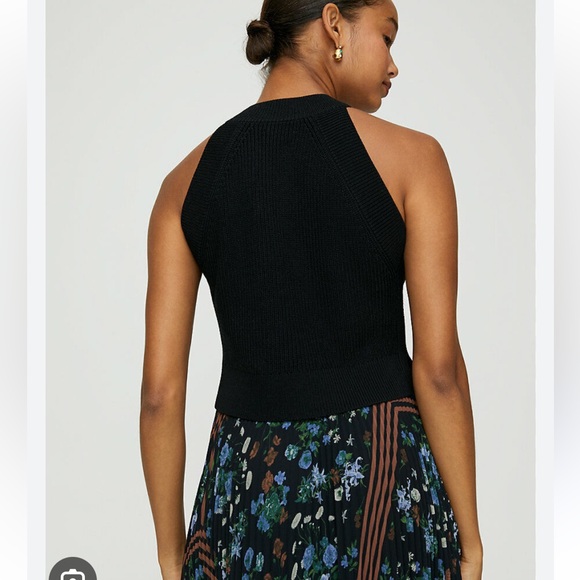 Wilfred Crevier Black Crop Knit Top - Picture 5 of 9